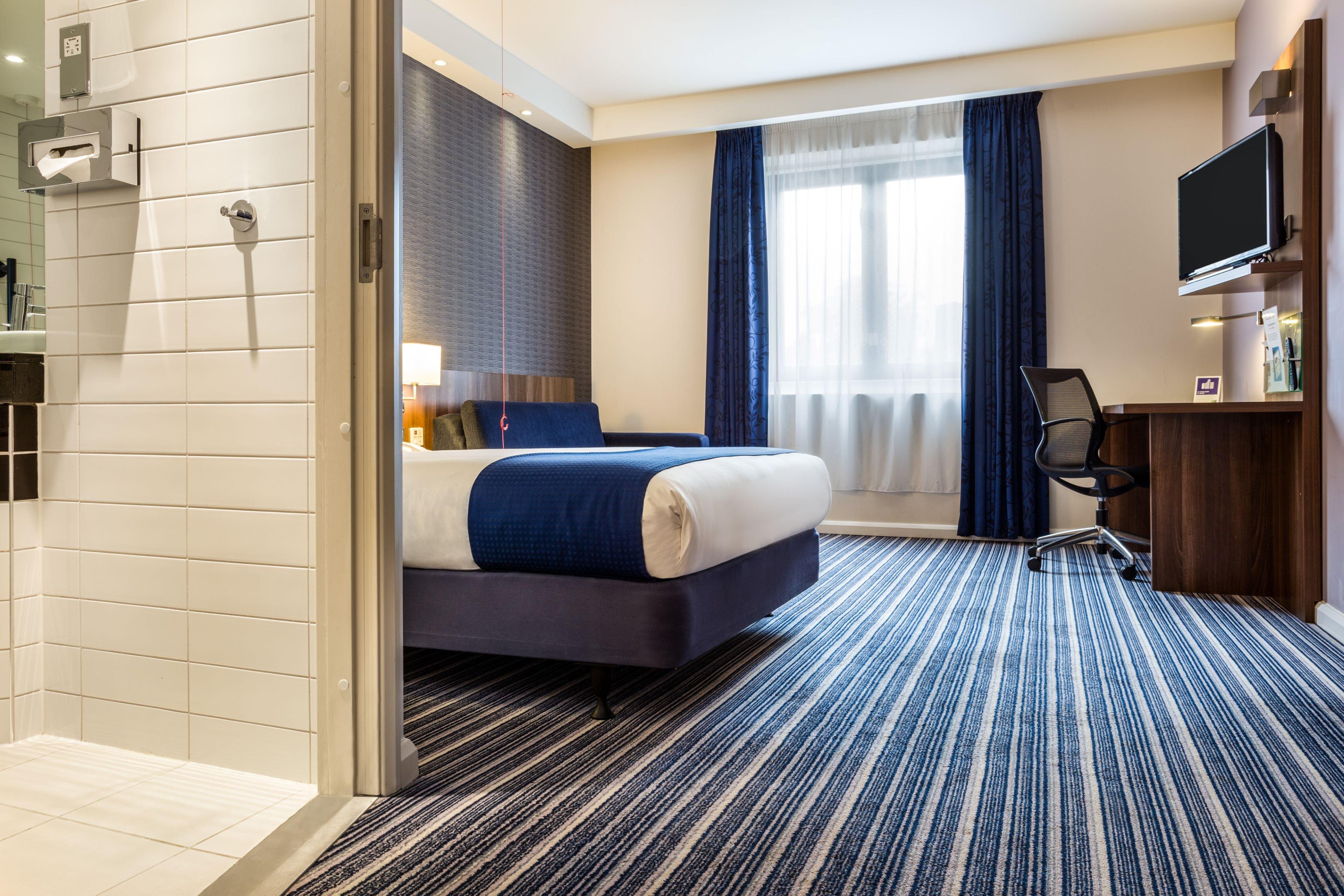 Holiday Inn Express Colchester By Ihg Экстерьер фото